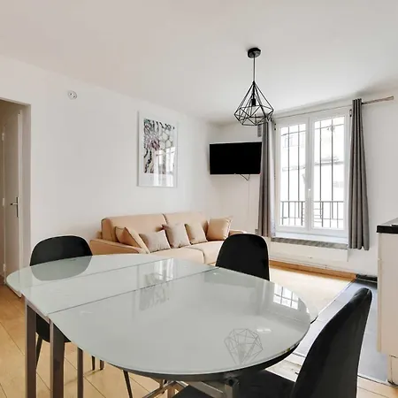 Cosy - 4p - Voltairenation